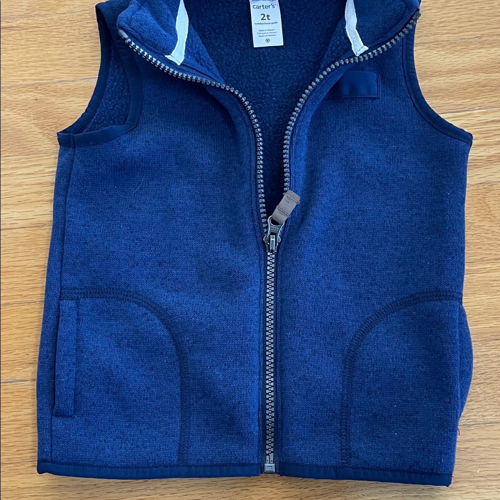 Boys 2t bundle 9 pieces Carter’s vest and Columbia jacket - Picture 4 of 7